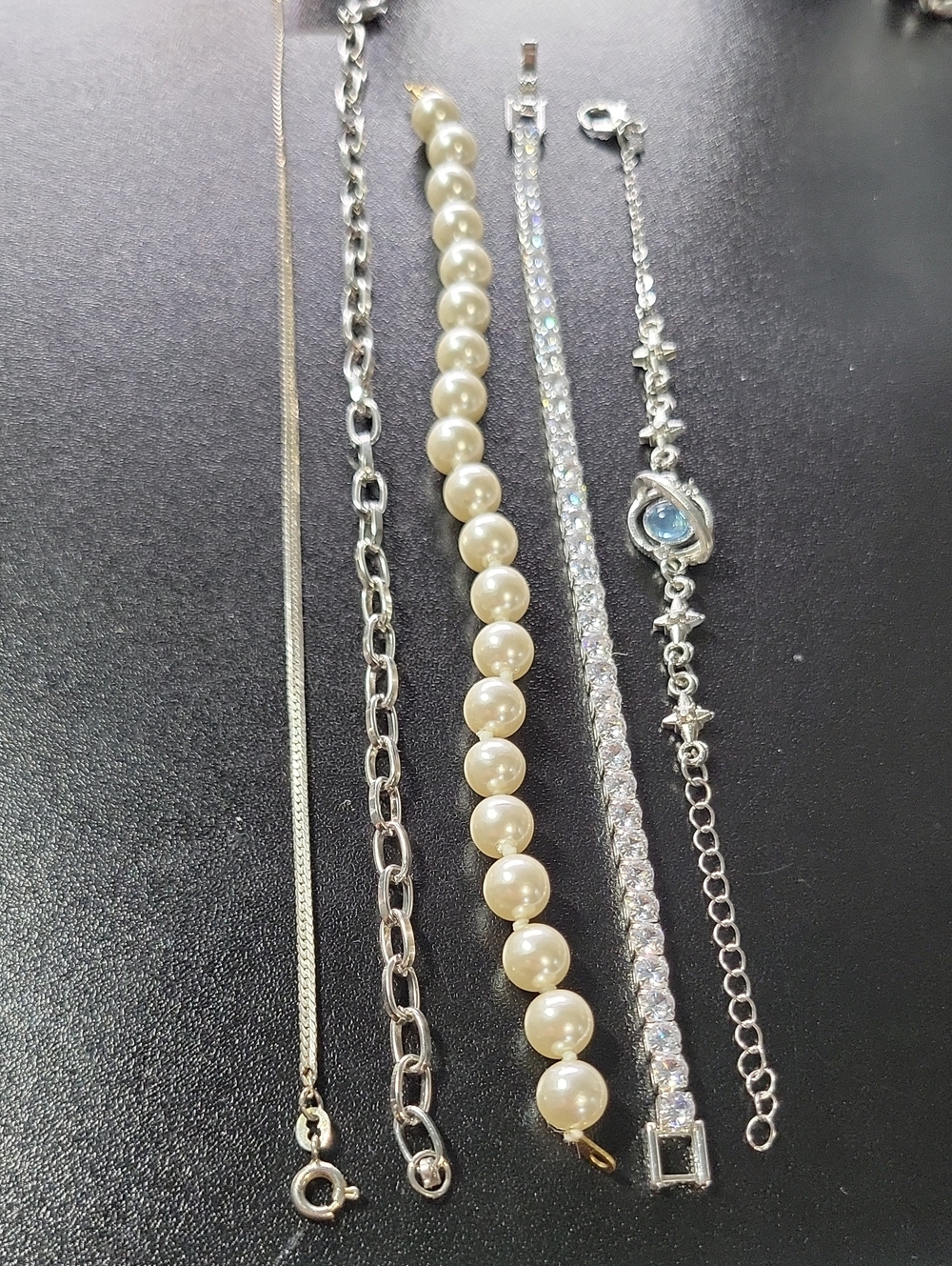 Classic Pearl and Silver Tone Bracelet Lot
